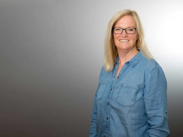 Vorschaubild Mediathek Moderatorin Kerstin Steindl Vorschaubild Moderatorin Kerstin Steindl