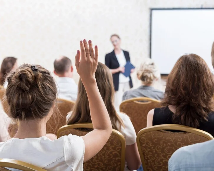 Kostenlos und online fortbilden: Der Interprofessionelle Gesundheitskongress